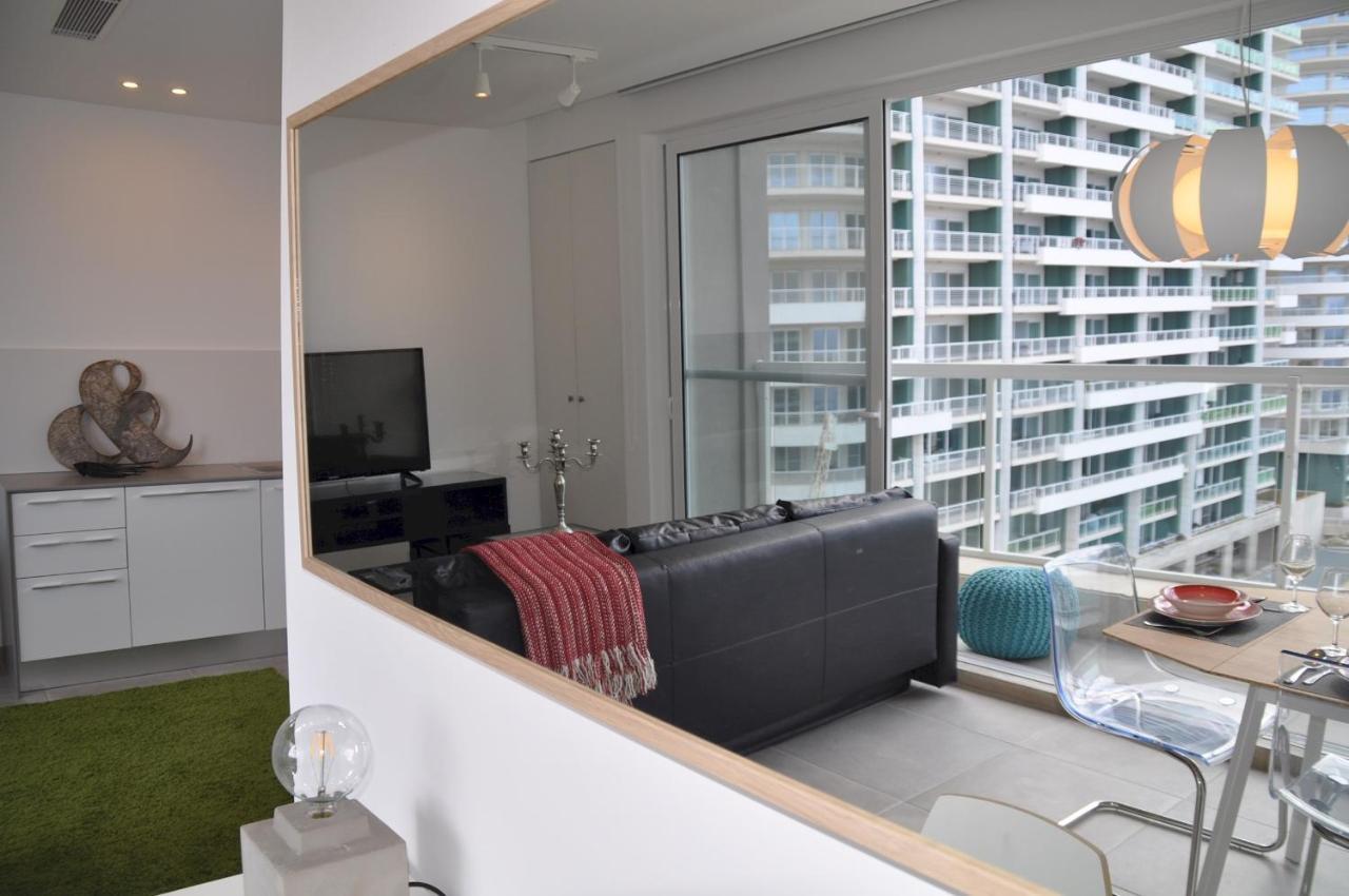 Modern Seaview Apartment In A Prime Location Sliema Eksteriør billede