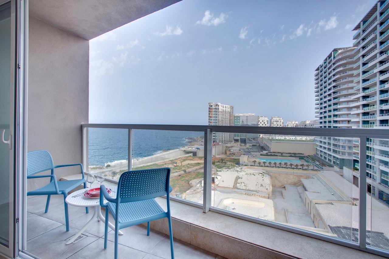 Modern Seaview Apartment In A Prime Location Sliema Eksteriør billede